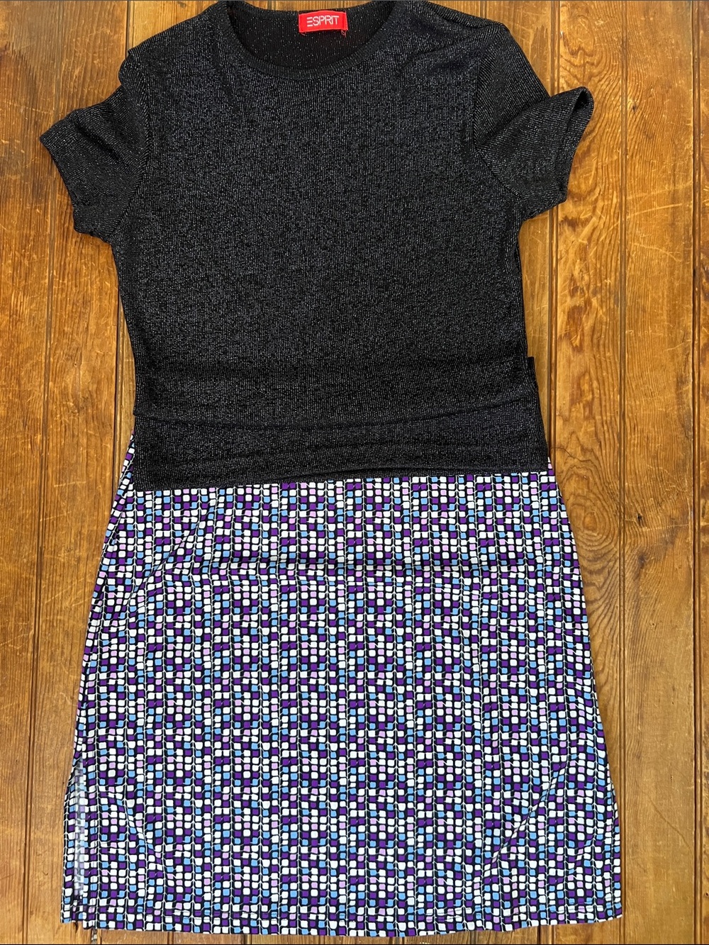 Esprit Black Top with Purple & White Geometric mini Skirt size medium